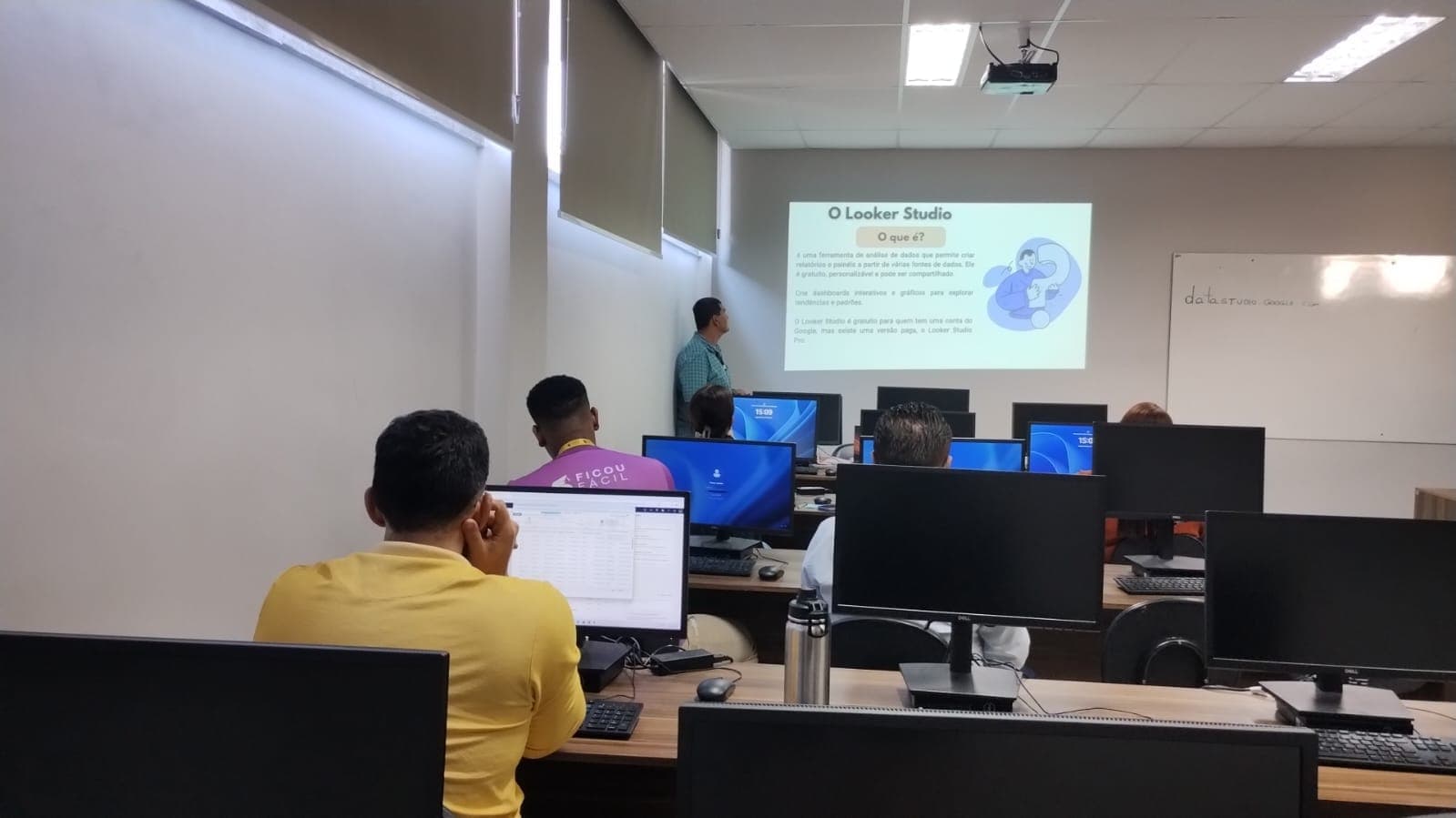 Programa de qualificaÃ§Ã£o digital - Looker studio.jpg